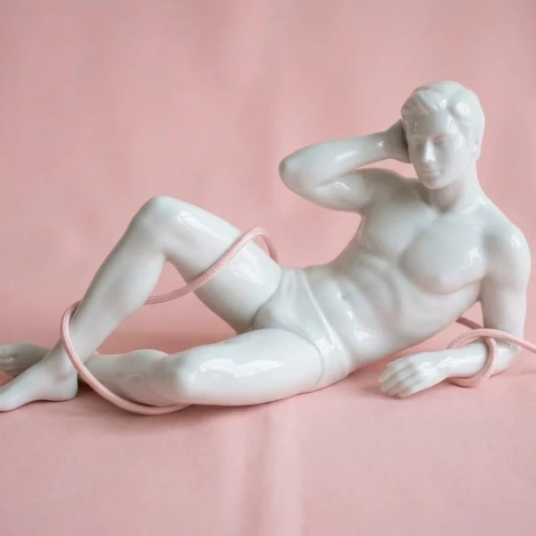 Music Box #098 · The Rabbit Does Nothing Wrong — obra de Garbi KW