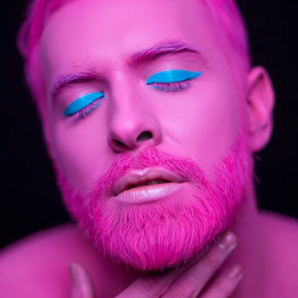 Queer People #332 — obra de Garbi KW