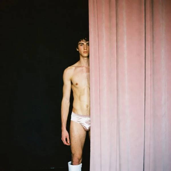 Queer People #904 — obra de Garbi KW
