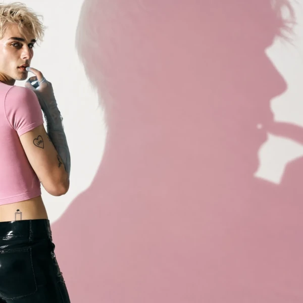 Queer People #2238 — obra de Garbi KW
