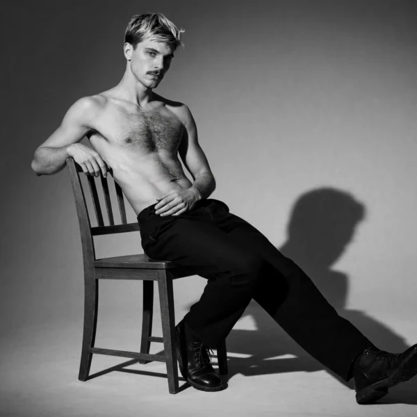 Queer People #2356 — obra de Garbi KW